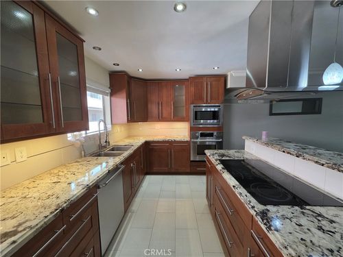 5256 Lindley, Encino, CA, 91316 | Card Image