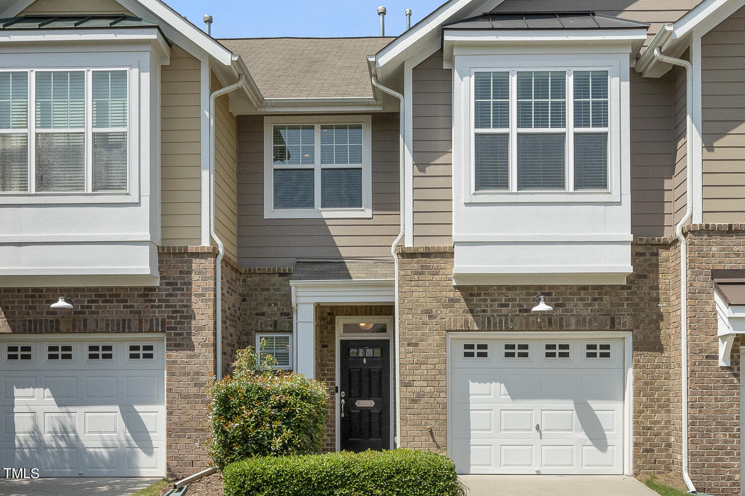 Knotty Pine Ln, Raleigh, NC 27617