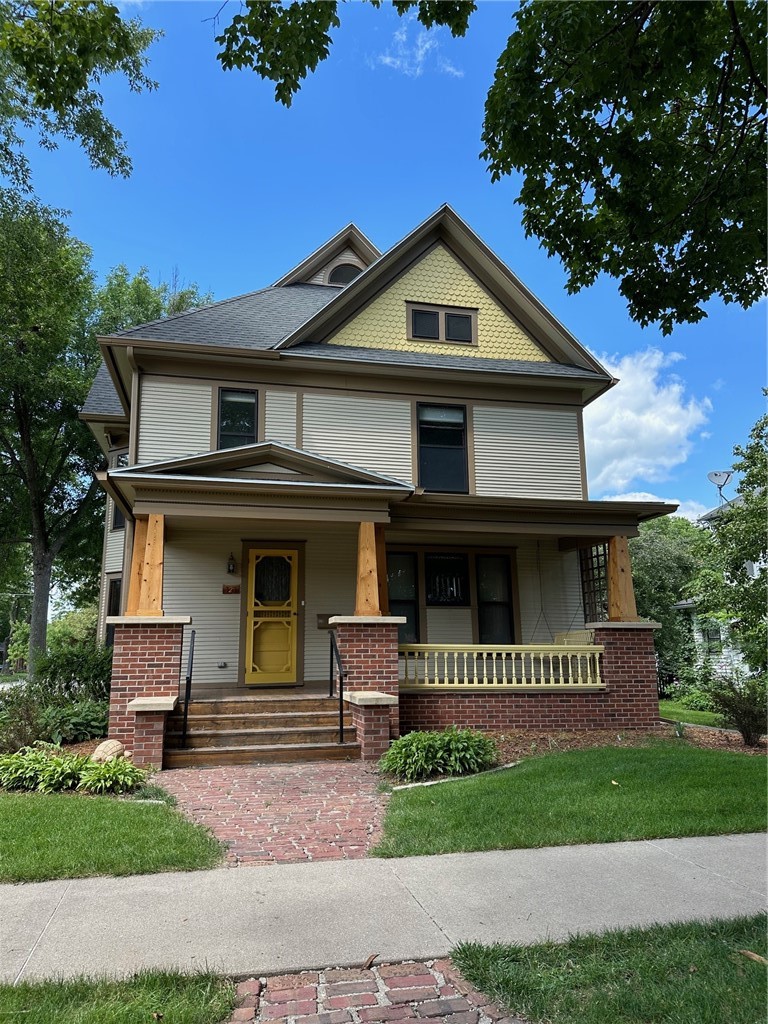 Jefferson St, Winterset, IA 50273