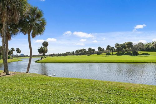 e-2435 Presidential Way, West Palm Beach, FL, 33401-1362 | Card Image