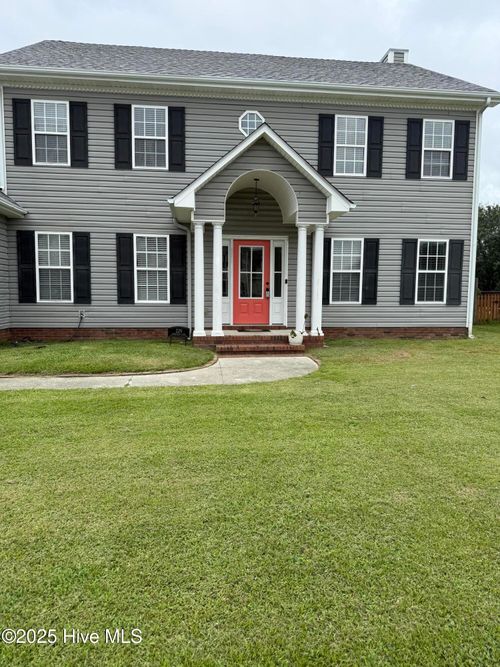 329 Iverleigh Ln, Jacksonville, NC, 28540-4537 | Card Image