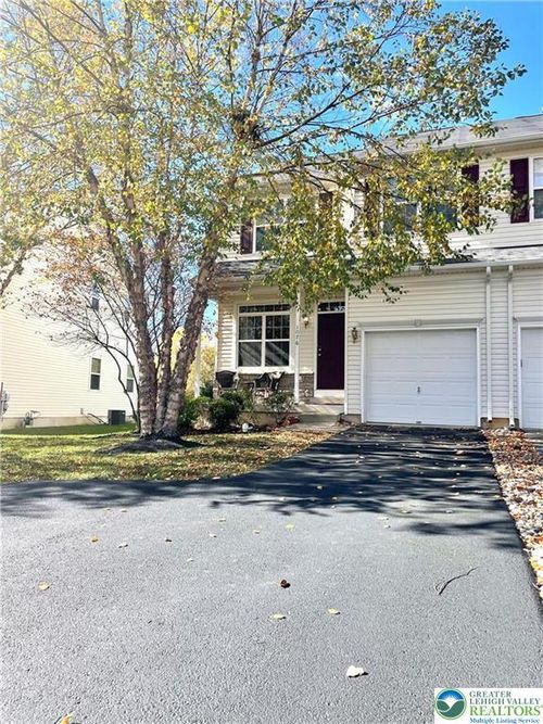 1076 King Way, BREINIGSVILLE, PA, 18031-1481 | Card Image