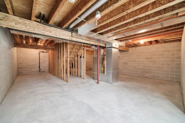 70 Spinnaker Dr, Condo with 2 bedrooms, 3 bathrooms and null parking in Manistee MI | Image 33