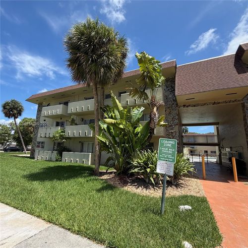 206-7505 Sw 82nd St, Miami, FL, 33143-7325 | Card Image