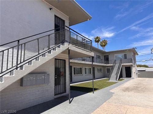 2213 Sunrise Avenue, Las Vegas, NV, 89101 | Card Image