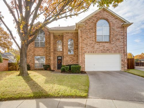 2704 River Forest Ct, Bedford, TX, 76021-7209 | Card Image