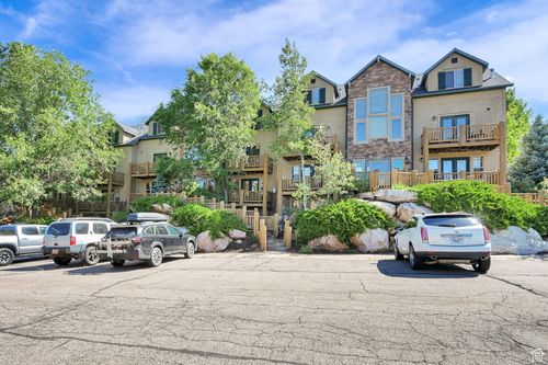 unit-1109-5060 Lakeview Dr, Eden, UT, 84310-6632 | Card Image