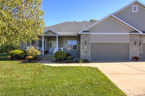 4264 Mill Ridge Cir, Eau Claire, WI, 54703-3882 | Card Image