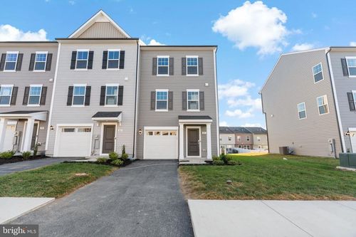 87 Bitsy Rd, INWOOD, WV, 25428-4740 | Card Image