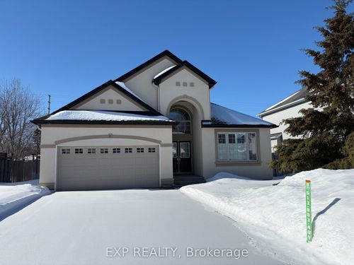 31 Gertie St, Richmond, ON, K0A2Z0 | Card Image