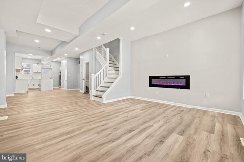 3331 Spaulding Ave, BALTIMORE, MD, 21215-5812 | Card Image