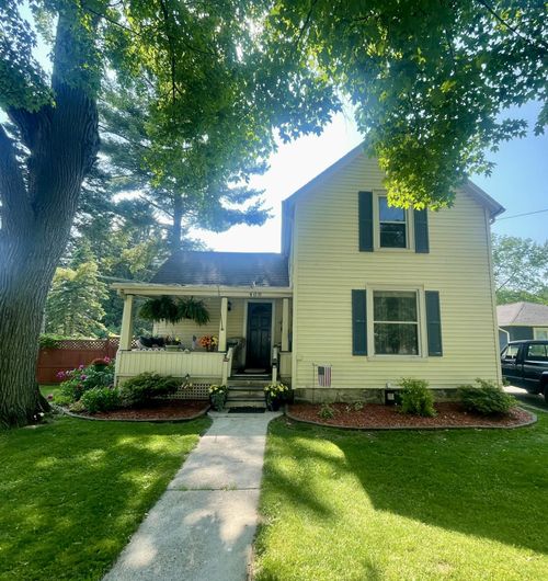 408 Wilkinson St, Chelsea, MI, 48118-1380 | Card Image