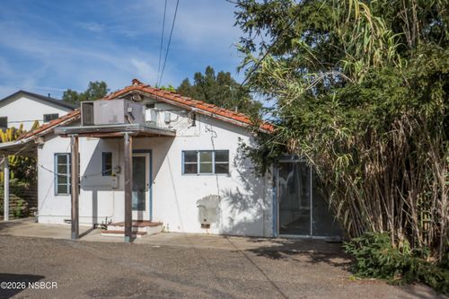 566 Pine St, Solvang, CA, 93463-2627 | Card Image