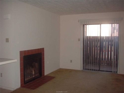 apt-35-1107 Verde Dr, Bryan, TX, 77801-1727 | Card Image