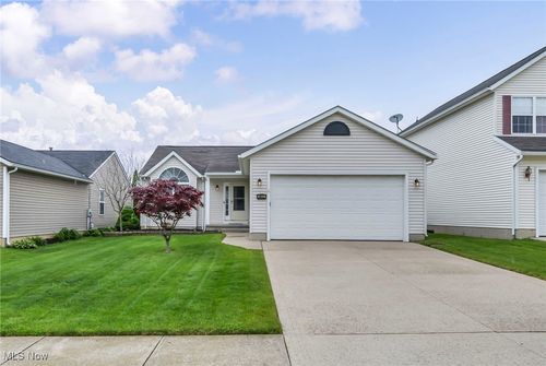 38032 Vista Lake Way, North Ridgeville, OH, 44039-5128 | Card Image