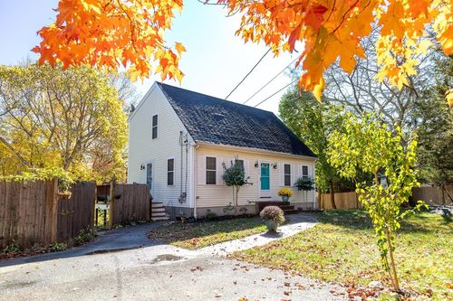 210 Tremont St, Carver, MA, 02330-1600 | Card Image