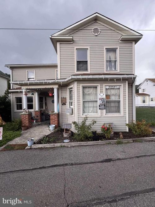 14815 Railroad St, FROSTBURG, MD, 21532-4834 | Card Image