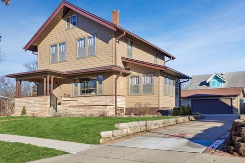 226 N Russell Ave, Ames, IA, 50010-5966 | Card Image