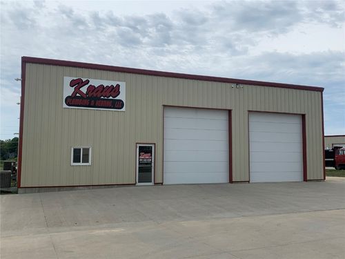 412 Chamber Dr, Anamosa, IA, 52205-4712 | Card Image