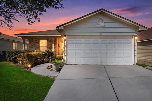 214 Pentire Way, Hutto, TX, 78634-5561 | Card Image