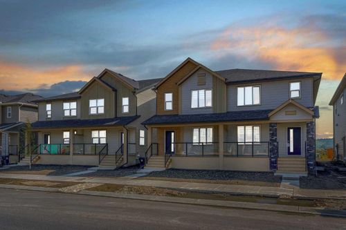 822, 826, 830, 834 Wolf Willow Boulevard Se, Calgary, AB, T2X5R5 | Card Image