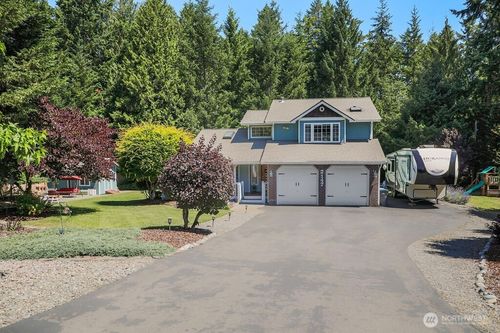 2147 Dunrobin Ln E, Port Orchard, WA, 98366-8322 | Card Image