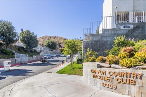 unit-35-18209 Sierra Hwy, Canyon Country, CA, 91351-4397 | Card Image