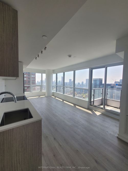 4602-395 Bloor St E, Toronto, ON, M4W0B4 | Card Image