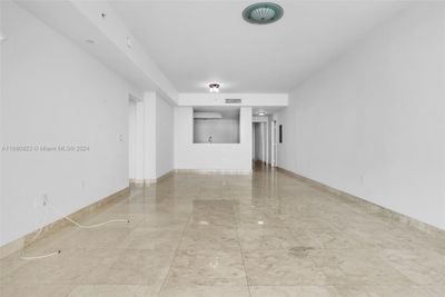 1218 - 3330 Ne 190th St, Condo with 3 bedrooms, 3 bathrooms and null parking in Aventura FL | Image 3