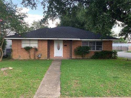 1616 3rd St, Galena Park, TX, 77547-3219 | Card Image