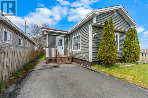 16 Green St, St. John's, NL, A1A4Z4 | Card Image