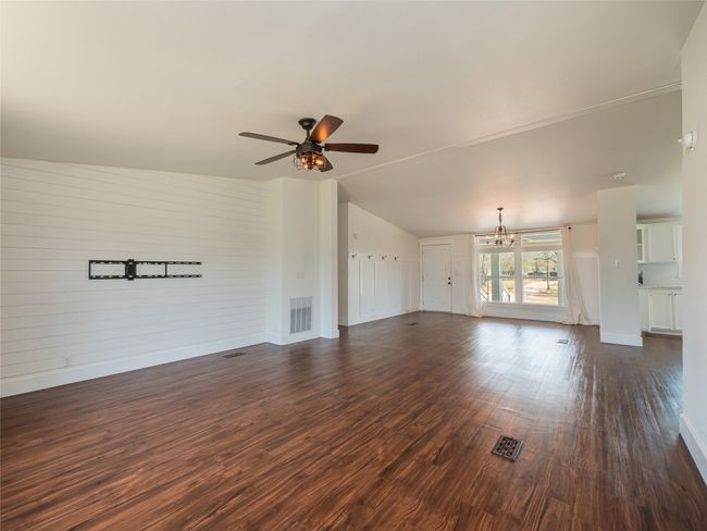 557 Riddle Rd, House other with 7 bedrooms, 4 bathrooms and null parking in Cedar Creek TX | Image 27
