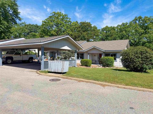 8 Spring River Ln, Cherokee Village, AR, 72529-2101 | Card Image