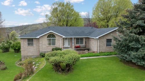 1025 Swiss Alpine Rd, Midway, UT, 84049-6002 | Card Image