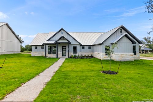 33 Peace Pipe, Wimberley, TX, 78676-2148 | Card Image