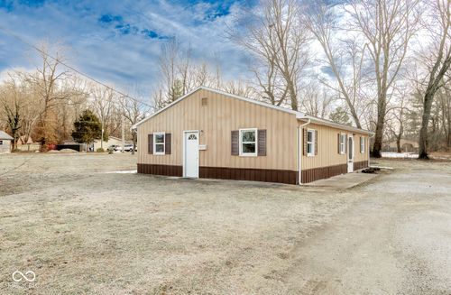 733 Mann Ave, Austin, IN, 47102-1119 | Card Image