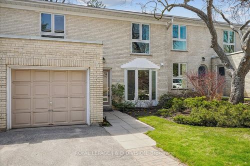 8 Crimson Millway N/A, North York, ON, M2L1T6 | Card Image