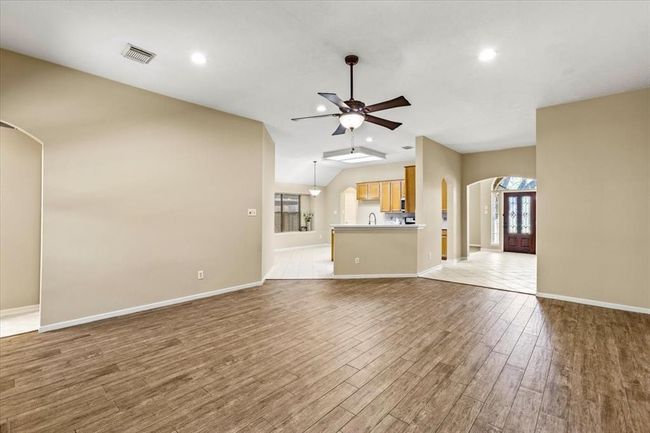 1940 Waterford Way, House other with 3 bedrooms, 2 bathrooms and null parking in Seabrook TX | Image 10