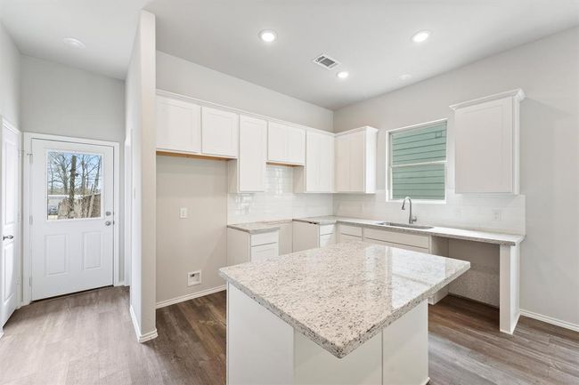 10178 Barberry St, House other with 3 bedrooms, 3 bathrooms and null parking in Willis TX | Image 5