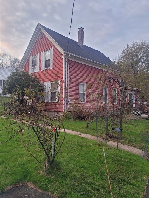 41 Linwood St, Haverhill, MA, 01830-6525 | Card Image