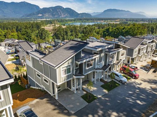 28-43998 Chilliwack Mountain Rd, Chilliwack, BC, V2R6J2 | Card Image