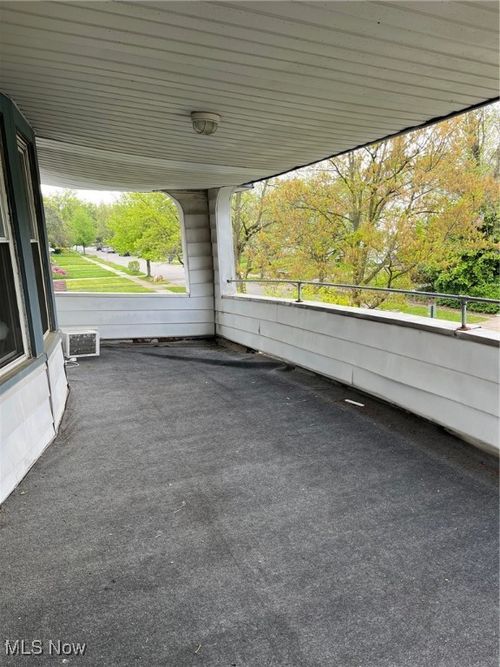 2-3265 E Overlook Rd, Cleveland Heights, OH, 44118-2113 | Card Image