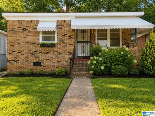 1675 19th Street Ensley, Birmingham, AL, 35218-2045 | Card Image