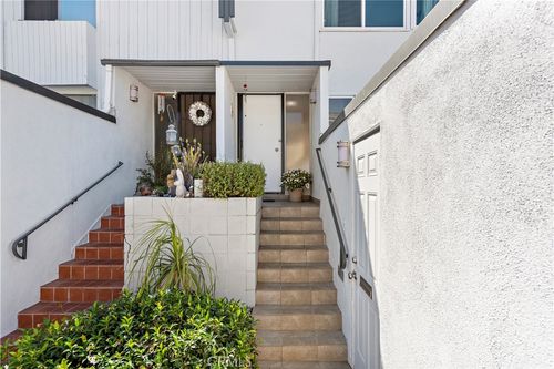 456 Orion Way, Newport Beach, CA, 92663-3633 | Card Image