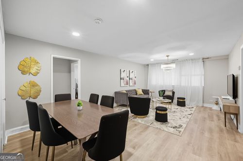 apt-214-3645 Peachtree Rd Ne, Atlanta, GA, 30319-1264 | Card Image