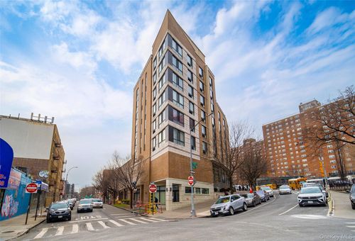 4b-150 Featherbed Ln, Bronx, NY, 10452-1678 | Card Image