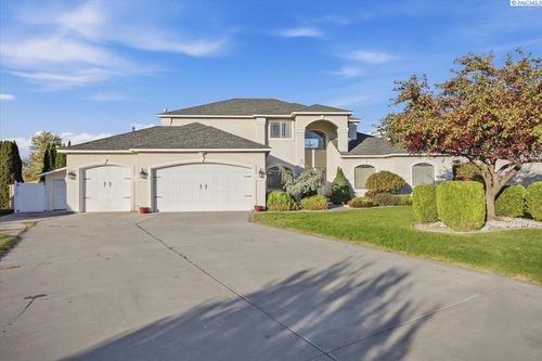 4900 W 24th Ave, Kennewick, WA, 99338-1840 | Card Image