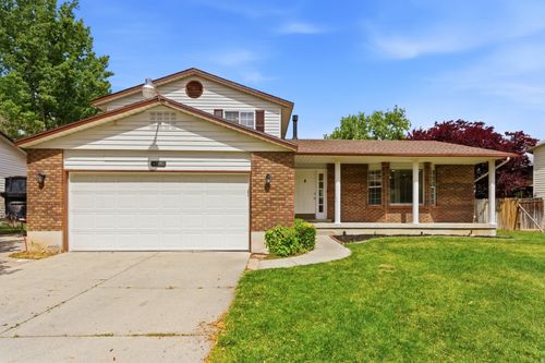 4796 S River Meadow Way, Taylorsville, UT, 84123-4584 | Card Image