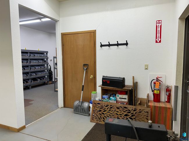 700 6th St, Home with 0 bedrooms, 2 bathrooms and null parking in Freeman SD | Image 28