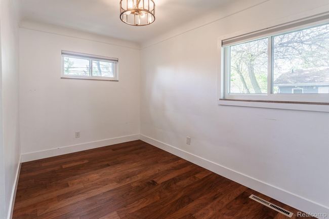 1904 Academy St, House other with 2 bedrooms, 2 bathrooms and null parking in Ferndale MI | Image 18